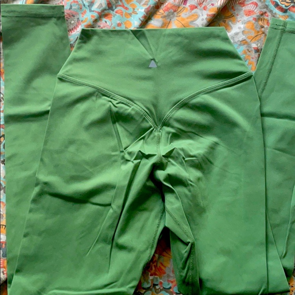 Balance leggings size small